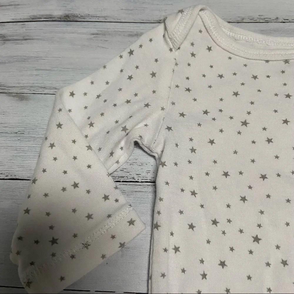 🍭6/$30 Amy Coe Star Pima Cotton Long Sleeve Onesie - 3 m